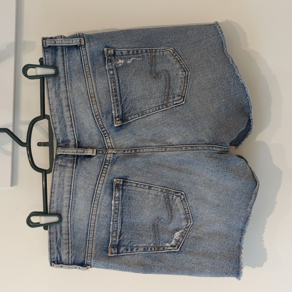 Silver Jeans Boyfriend Short - Picture 7 of 9